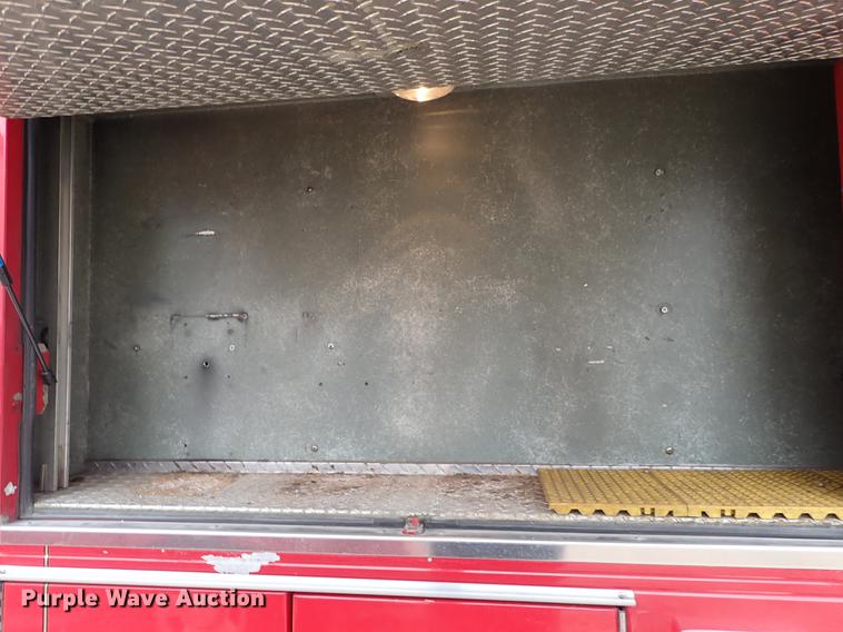 image for item DF8677 1993 Spartan Gladiator GA40M-2142 fire truck