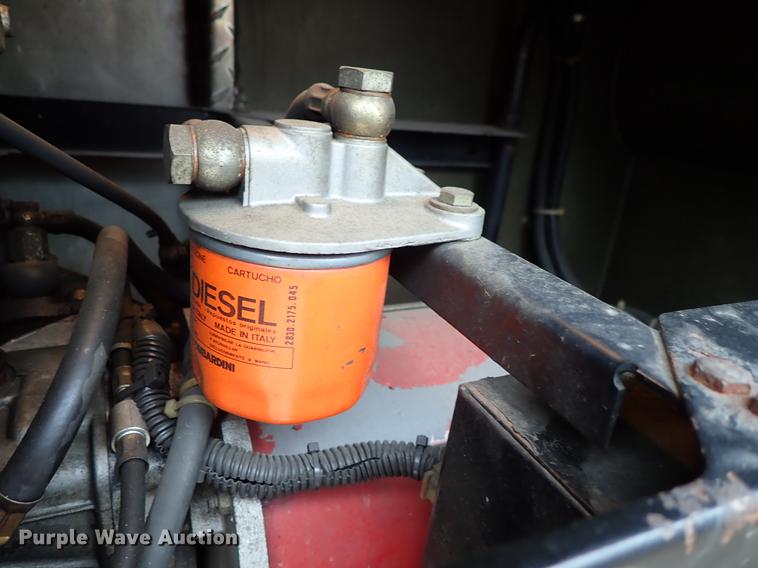 image for item DF8677 1993 Spartan Gladiator GA40M-2142 fire truck