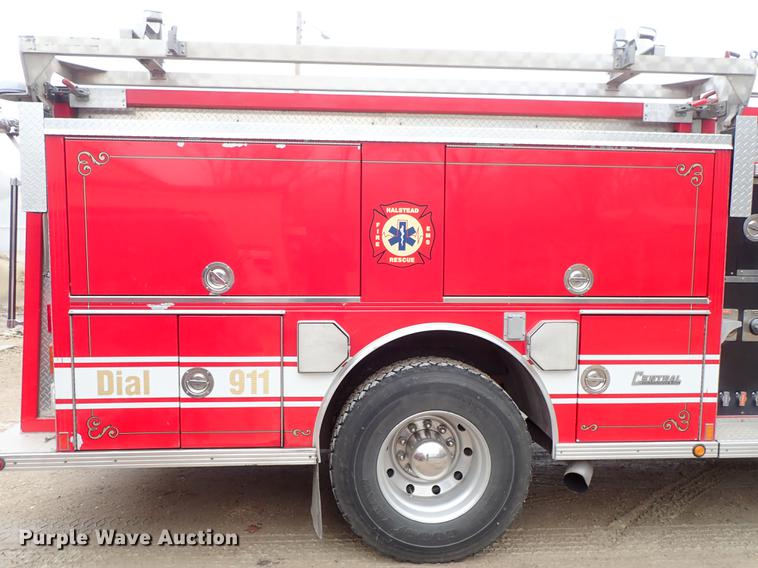 image for item DF8677 1993 Spartan Gladiator GA40M-2142 fire truck