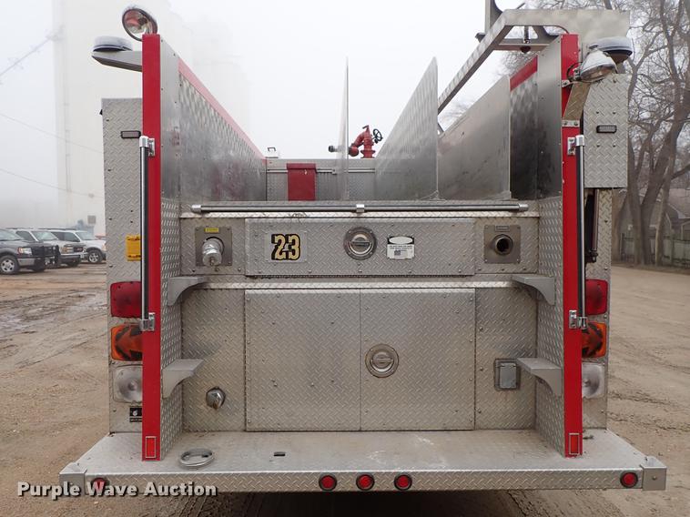 image for item DF8677 1993 Spartan Gladiator GA40M-2142 fire truck