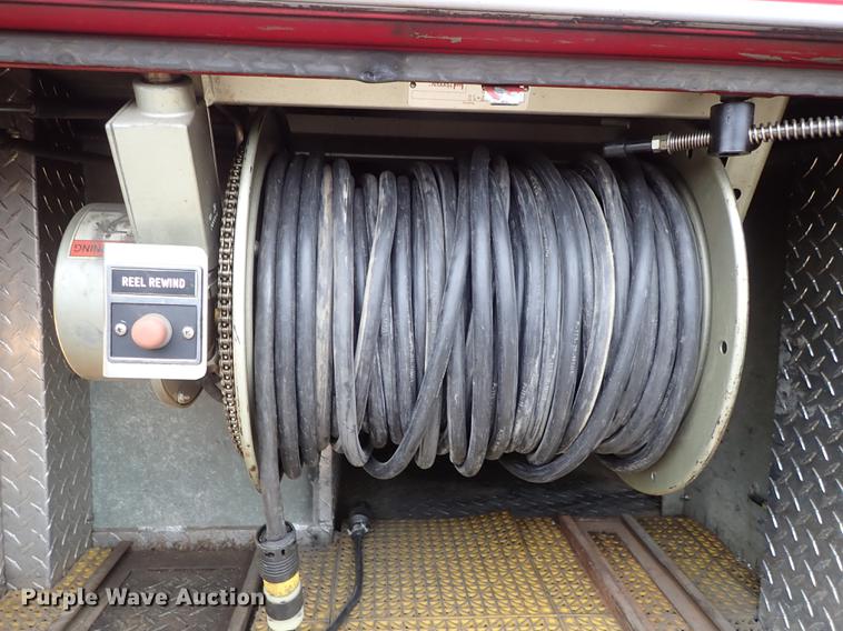 image for item DF8677 1993 Spartan Gladiator GA40M-2142 fire truck