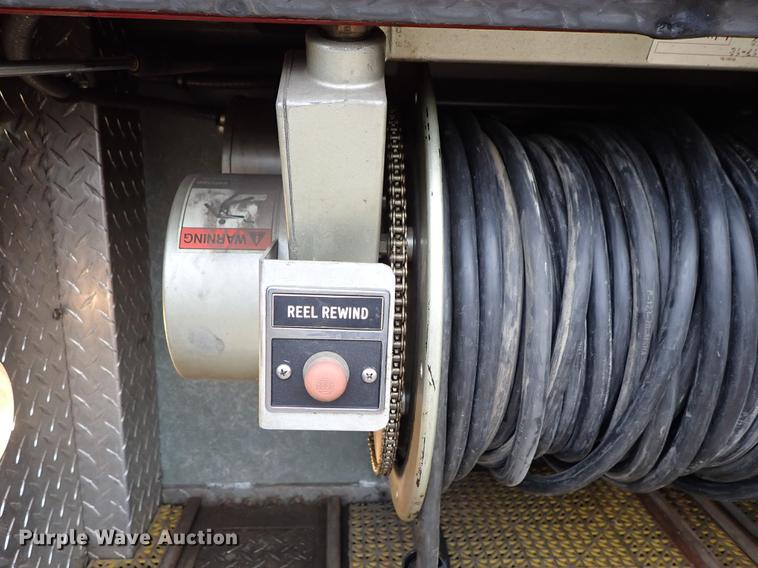 image for item DF8677 1993 Spartan Gladiator GA40M-2142 fire truck