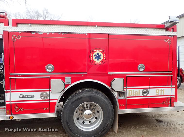 image for item DF8677 1993 Spartan Gladiator GA40M-2142 fire truck