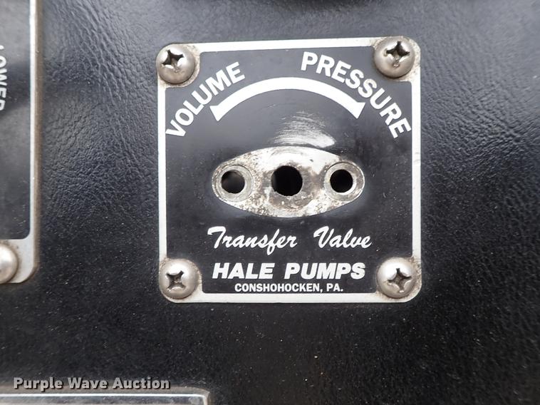 image for item DF8677 1993 Spartan Gladiator GA40M-2142 fire truck