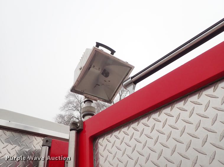 image for item DF8677 1993 Spartan Gladiator GA40M-2142 fire truck