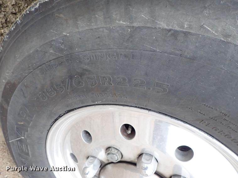 image for item DF8677 1993 Spartan Gladiator GA40M-2142 fire truck