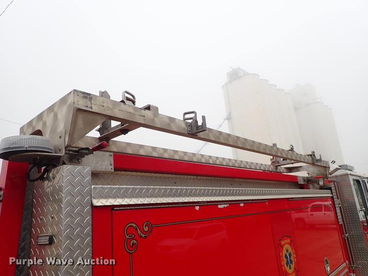 image for item DF8677 1993 Spartan Gladiator GA40M-2142 fire truck