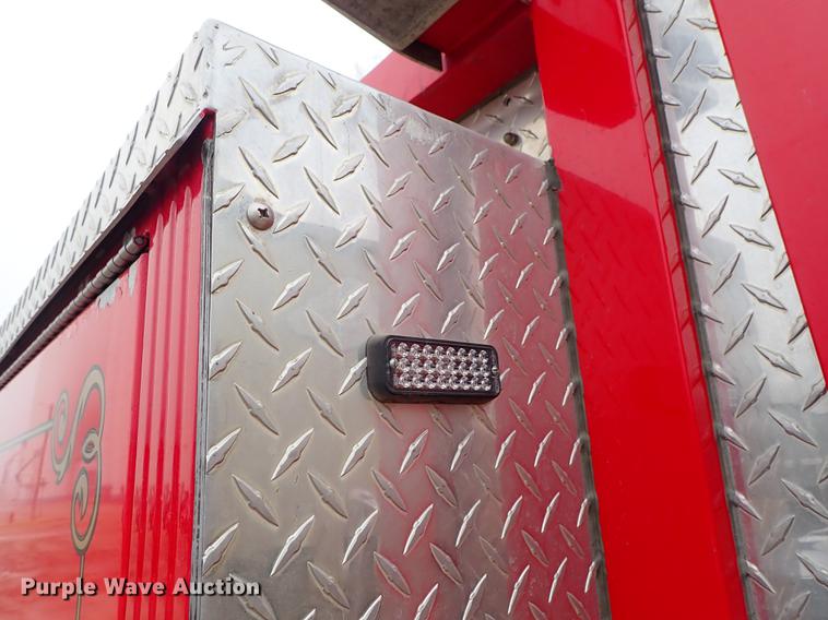 image for item DF8677 1993 Spartan Gladiator GA40M-2142 fire truck