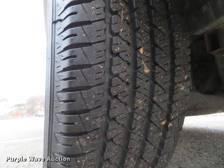 image for item DG3785 2009 Saturn Vue SUV