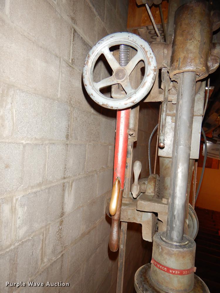 image for item EA9164 English Tool & Supply drill press