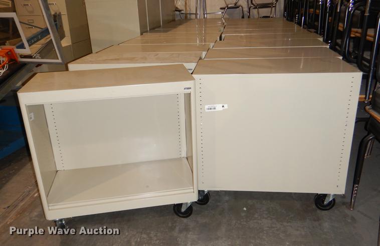 image for item EA9190 (18) metal carts