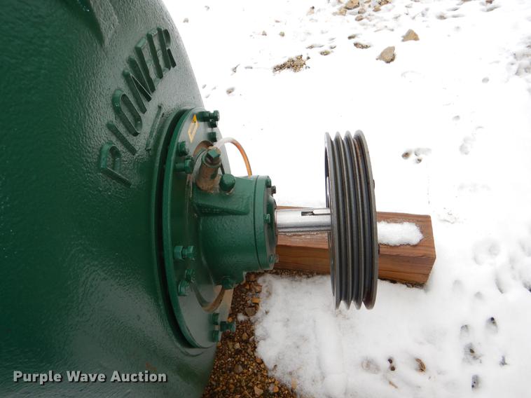 image for item EA9205 Pioneer P8015L1-B-00-1 water pump