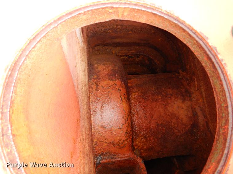 image for item EA9205 Pioneer P8015L1-B-00-1 water pump