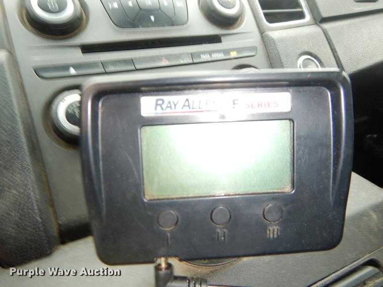 image for item ER9428 2013 Ford Taurus Police