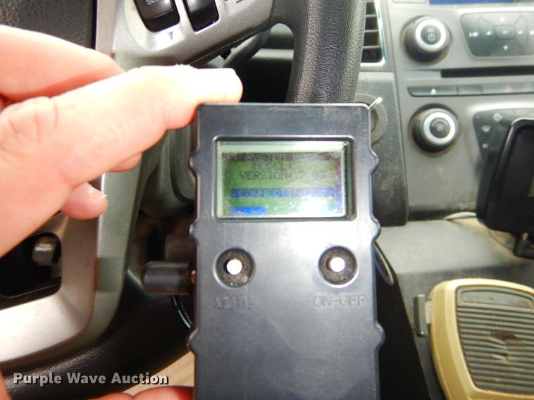 image for item ER9428 2013 Ford Taurus Police