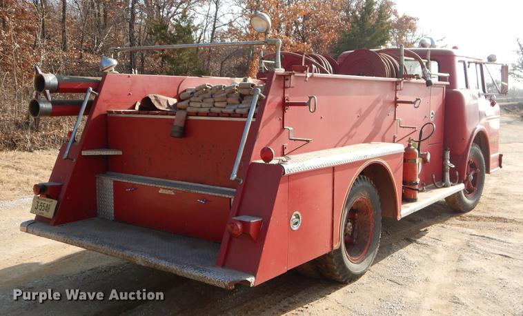 image for item ER9436 1962 Ford C700 fire truck