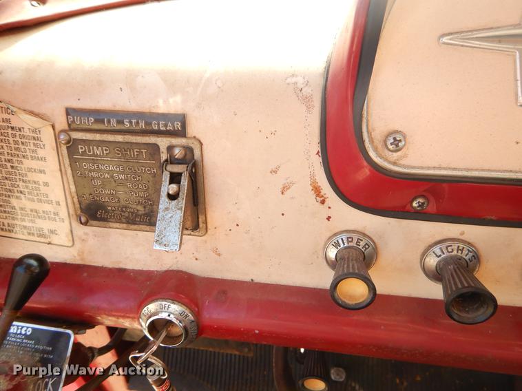 image for item ER9436 1962 Ford C700 fire truck