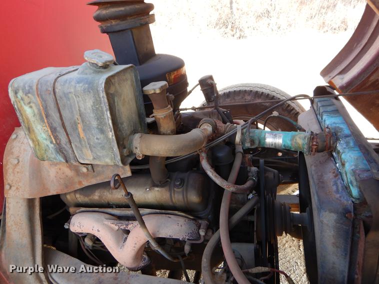 image for item ER9436 1962 Ford C700 fire truck