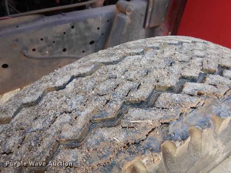 image for item ER9436 1962 Ford C700 fire truck