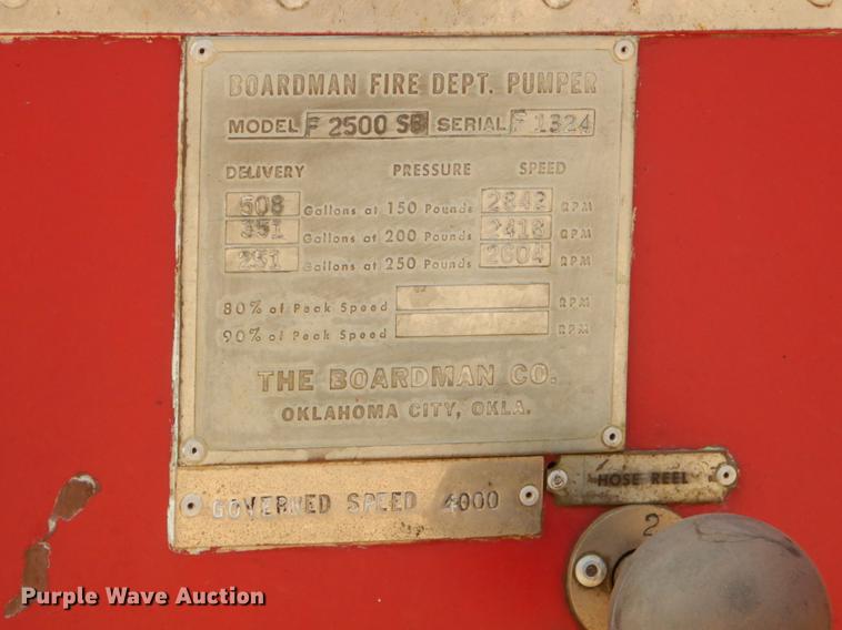 image for item ER9436 1962 Ford C700 fire truck