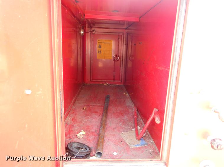 image for item ER9436 1962 Ford C700 fire truck