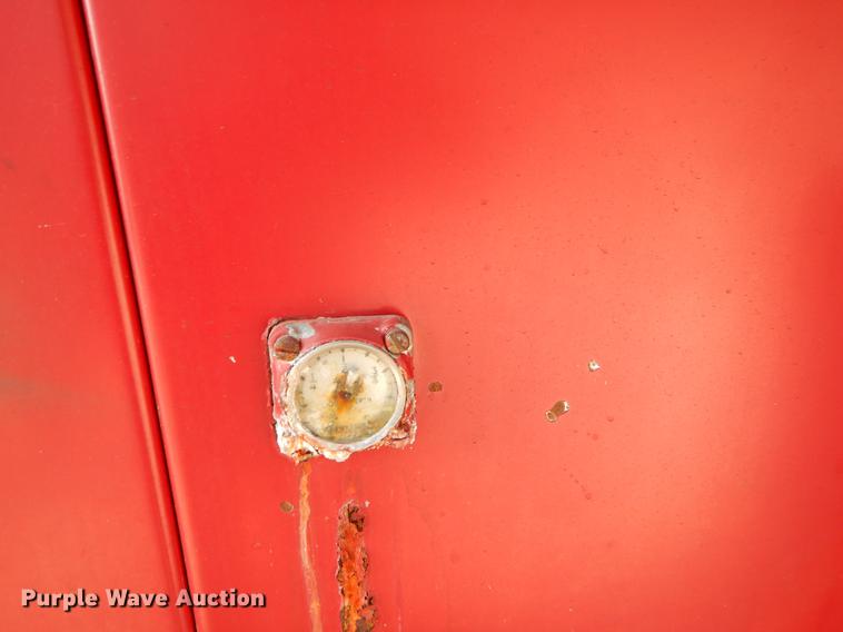 image for item ER9436 1962 Ford C700 fire truck