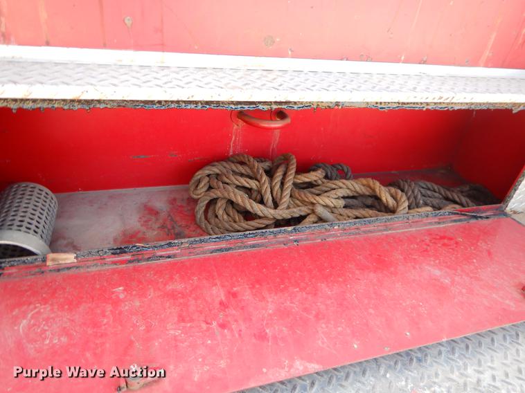 image for item ER9436 1962 Ford C700 fire truck