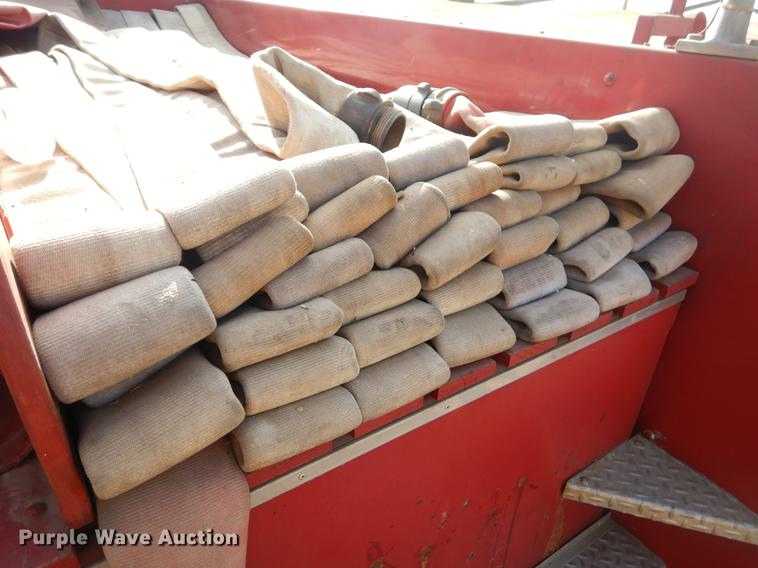 image for item ER9436 1962 Ford C700 fire truck