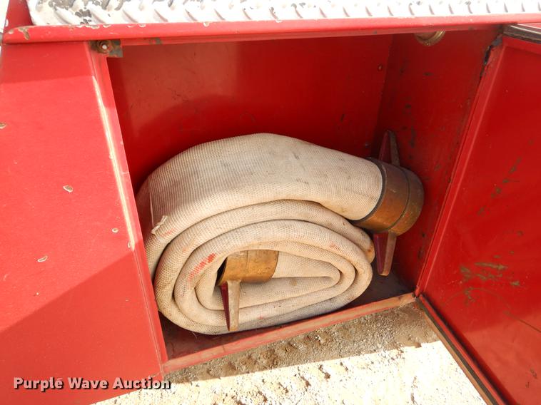 image for item ER9436 1962 Ford C700 fire truck