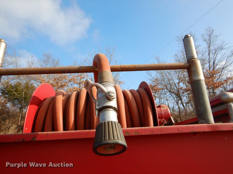 image for item ER9436 1962 Ford C700 fire truck