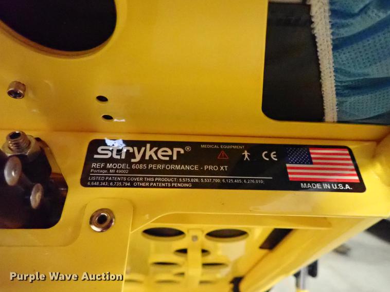 image for item FH9557 Stryker 6085 Pro XT gurney