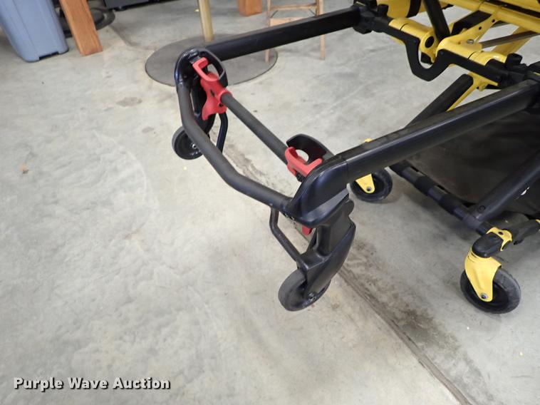 image for item FH9557 Stryker 6085 Pro XT gurney