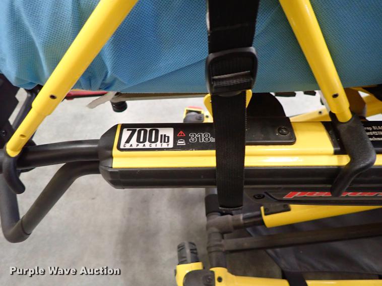 image for item FH9557 Stryker 6085 Pro XT gurney