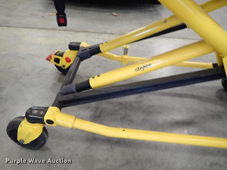 image for item FH9558 Stryker 6080MX-Pro gurney