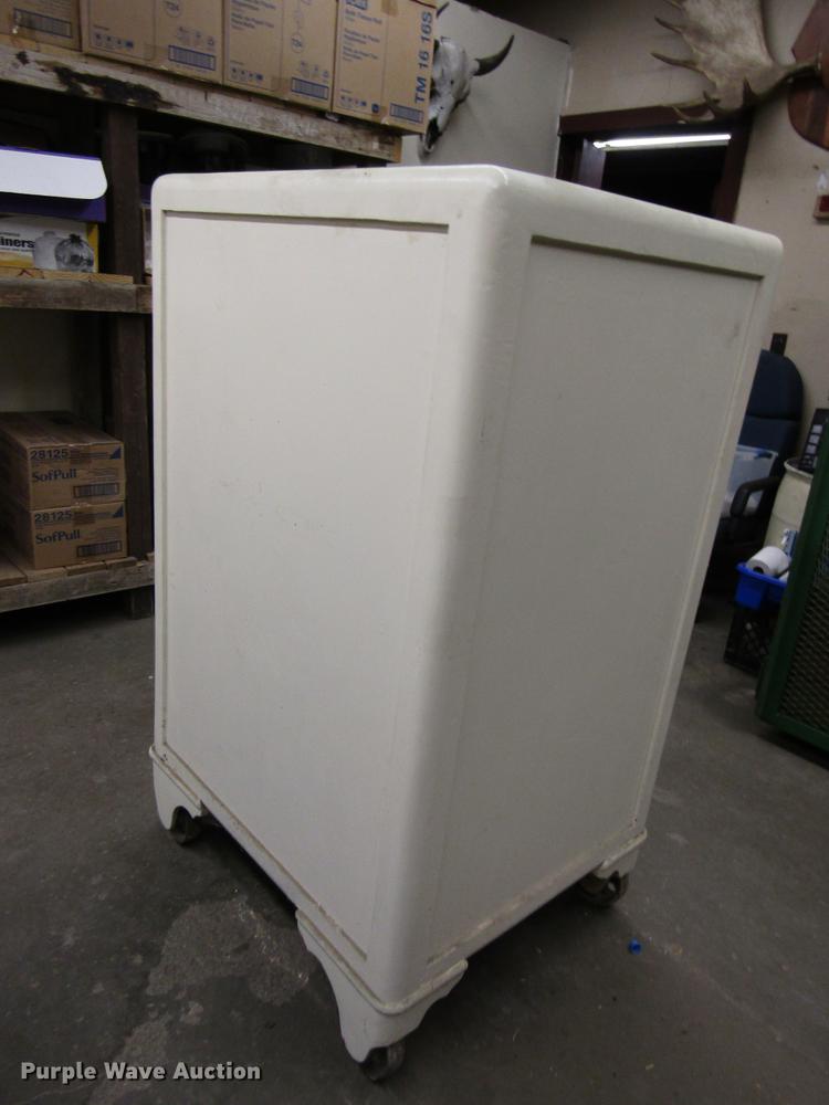 image for item FJ9598 Mosler safe