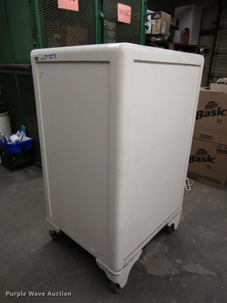 image for item FJ9598 Mosler safe