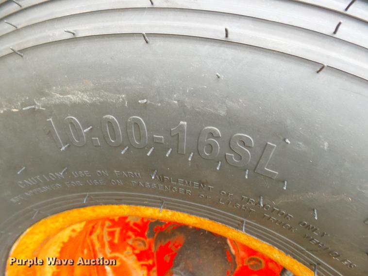 image for item DD2373 1979 International 1086 tractor