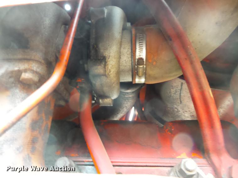 image for item DD2373 1979 International 1086 tractor