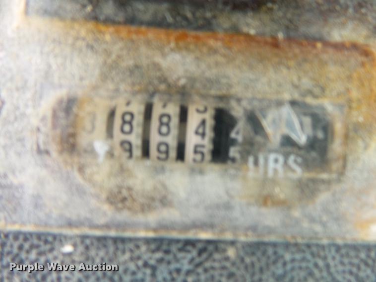 image for item DD2373 1979 International 1086 tractor