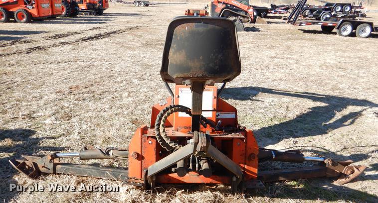 image for item DE0042 1998 Woods 9000 backhoe attachment