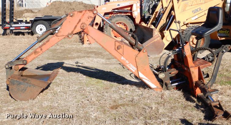 image for item DE0042 1998 Woods 9000 backhoe attachment