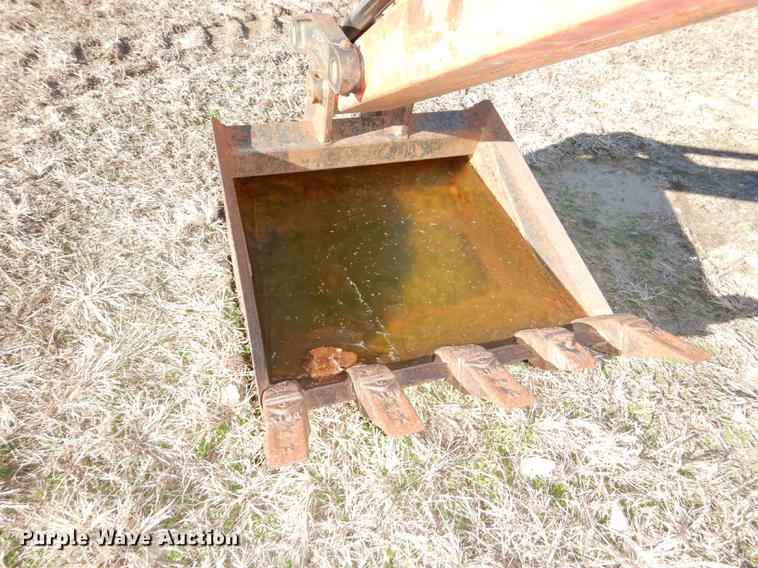 image for item DE0042 1998 Woods 9000 backhoe attachment