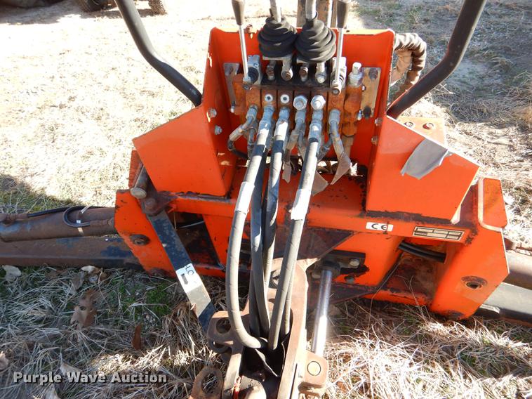 image for item DE0042 1998 Woods 9000 backhoe attachment