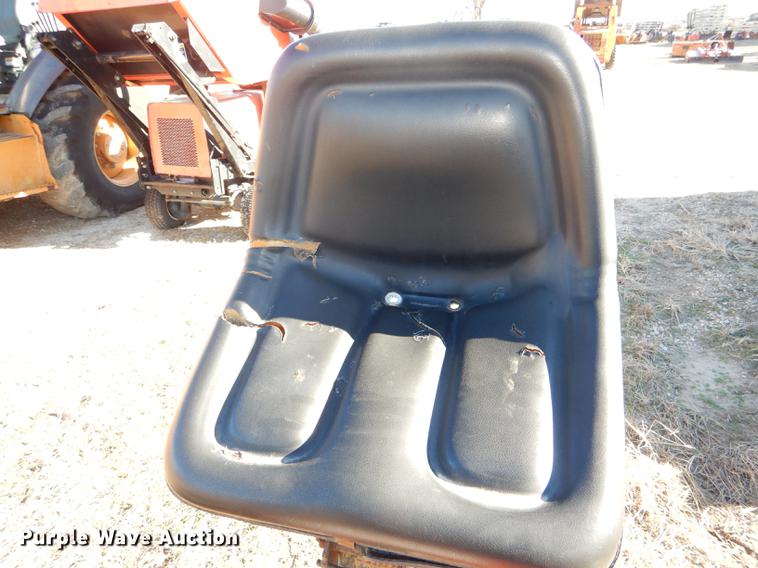 image for item DE0042 1998 Woods 9000 backhoe attachment