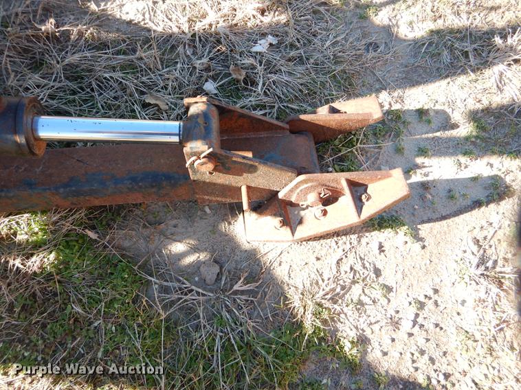 image for item DE0042 1998 Woods 9000 backhoe attachment