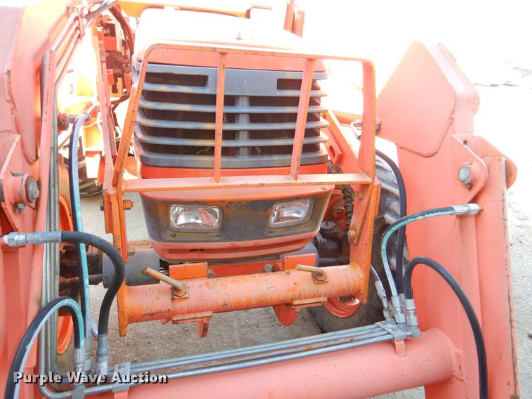 image for item DE0050 1998 Kubota M5400SD tractor