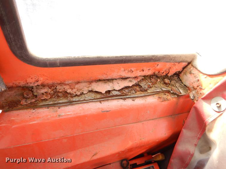 image for item DE0050 1998 Kubota M5400SD tractor