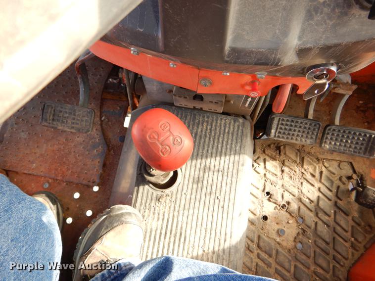 image for item DE0050 1998 Kubota M5400SD tractor