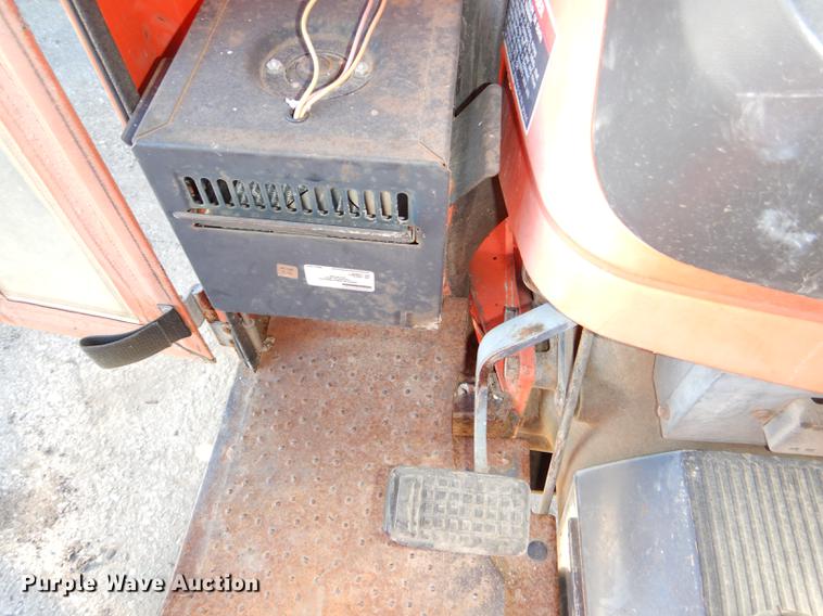 image for item DE0050 1998 Kubota M5400SD tractor