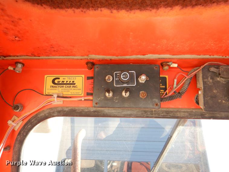 image for item DE0050 1998 Kubota M5400SD tractor